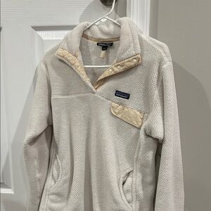 Patagonia Off-White Fleece Jacket